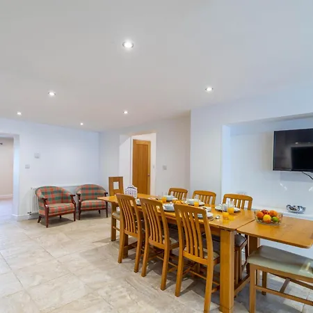 4 Bed In Langtoft 81235 Weaverthorpe
