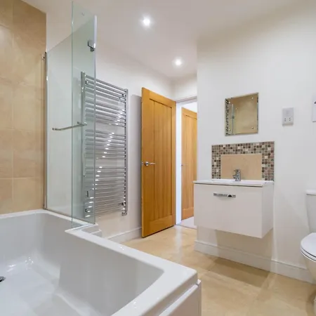 4 Bed In Langtoft 81235 * Weaverthorpe